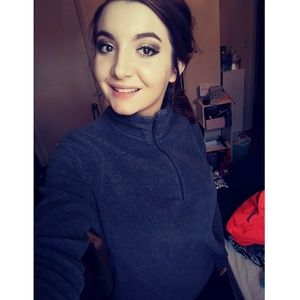 Meet your Posher, Lydia